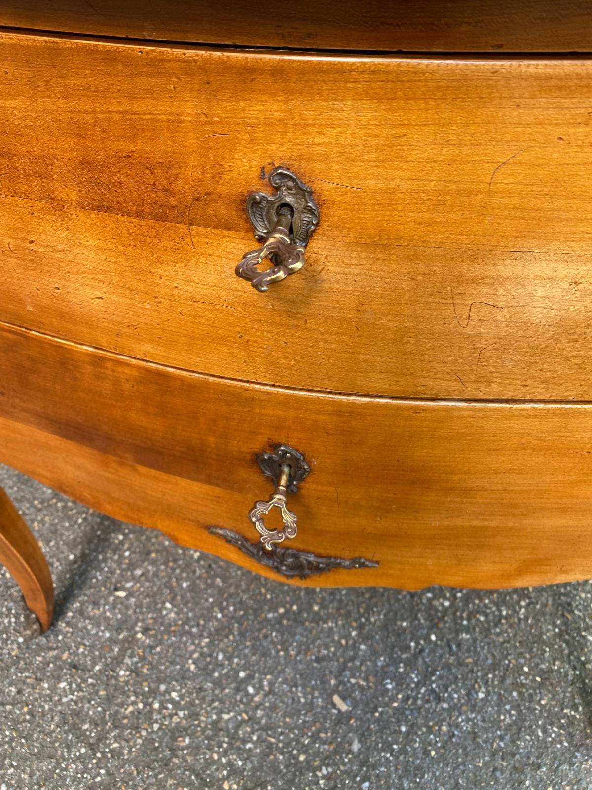 Vintage Louis XV commode in light solid wood, France 1920.