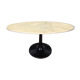 Table basse en marbre sur un socle tulipe