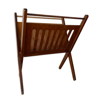 Wooden magazine holder