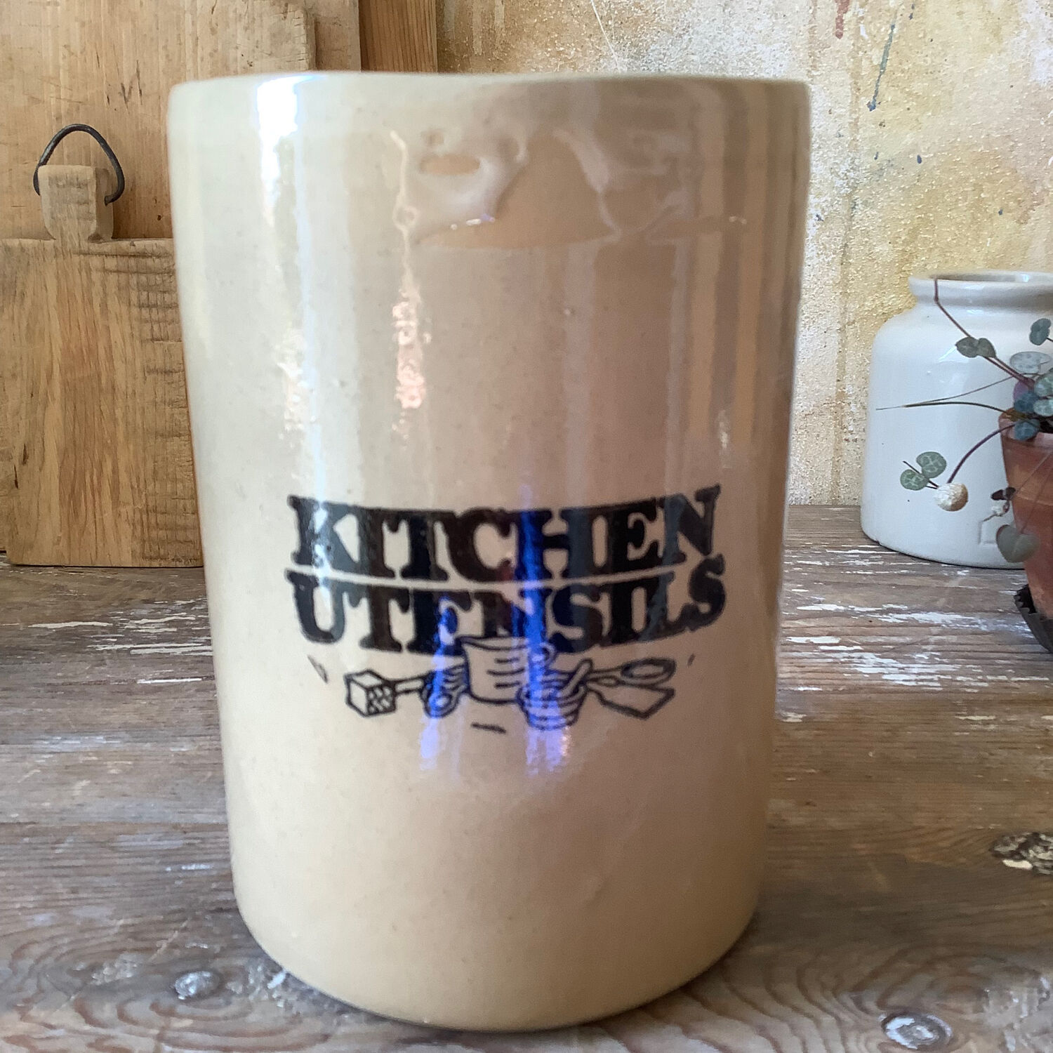 Pearsons of Chesterfield Kitchen Utensil Pot