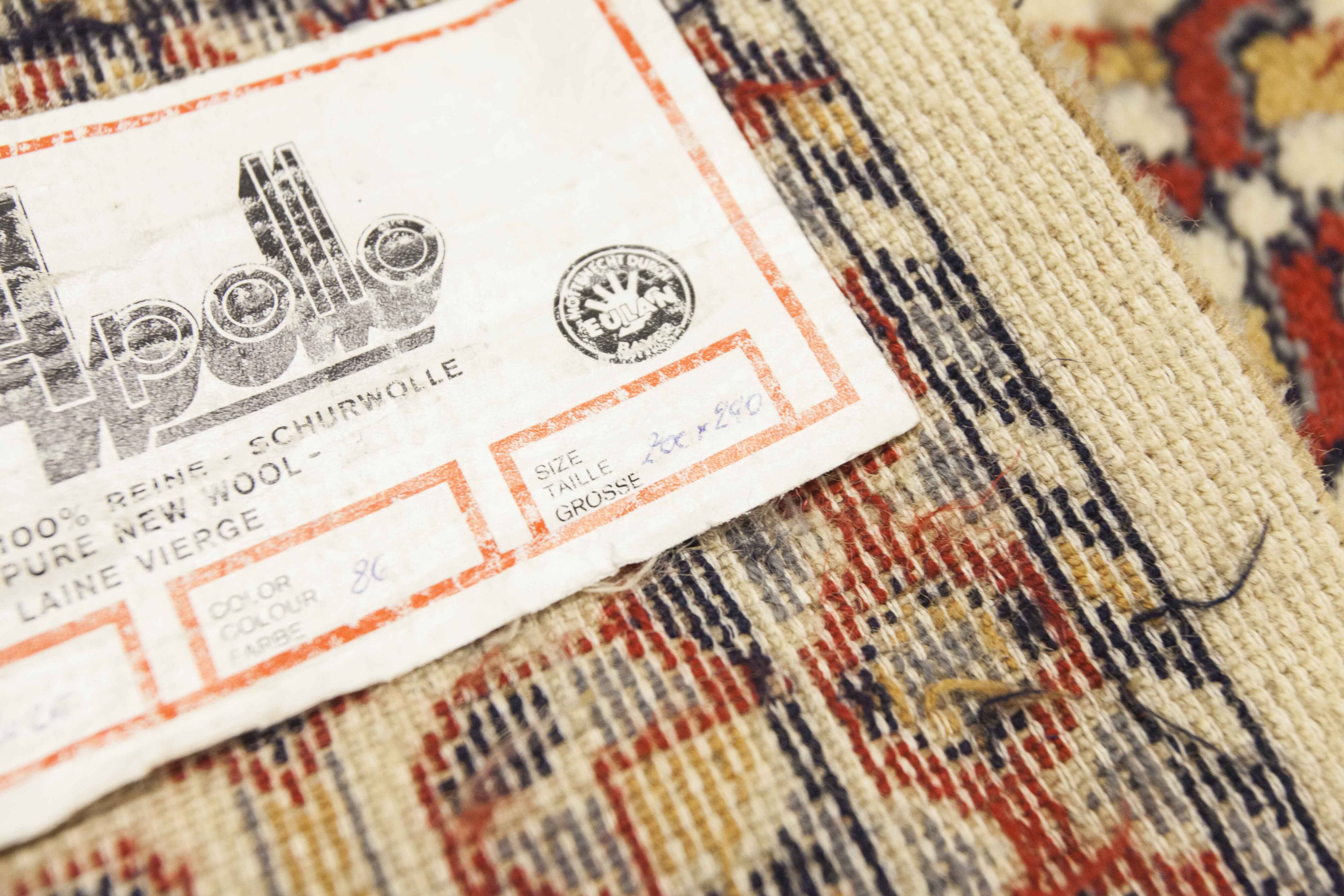 Apollo brand Persian rug, 100% virgin wool, Eulan Bayer Germany
