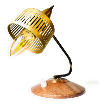 Lampe de table en teck et laiton, vers les années 1950/1960