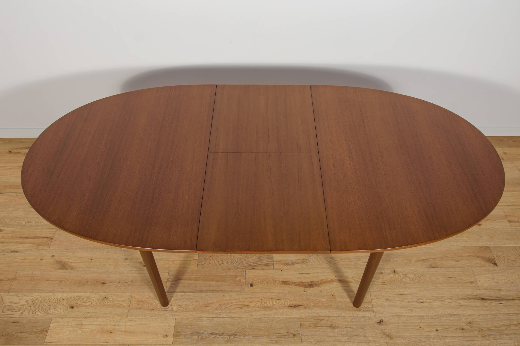 Mid-Century Oval Extendable Teak Dining Table from McIntosh, 1960s