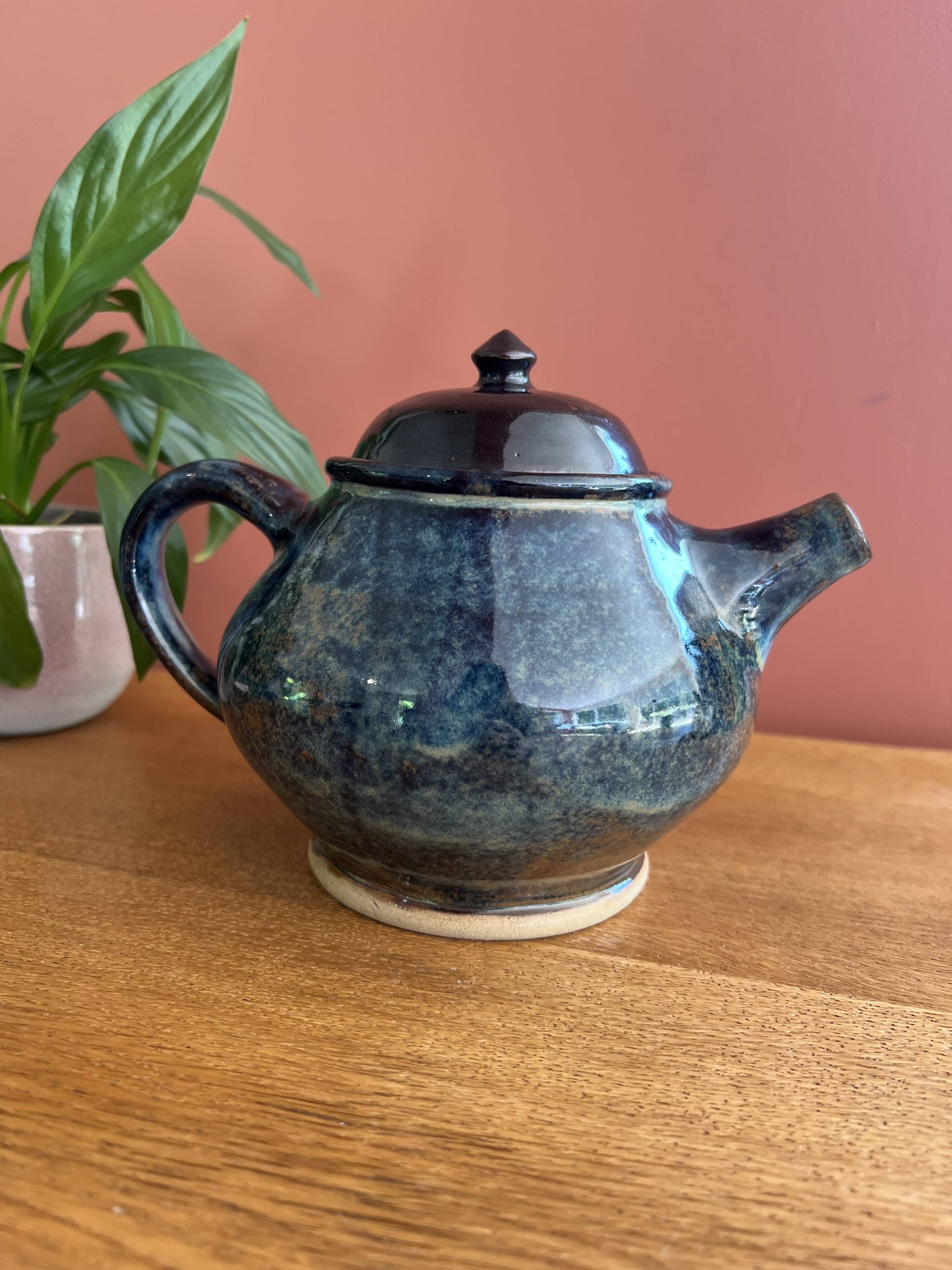 Enamelled stoneware teapot from Saint Amand en Puisaye