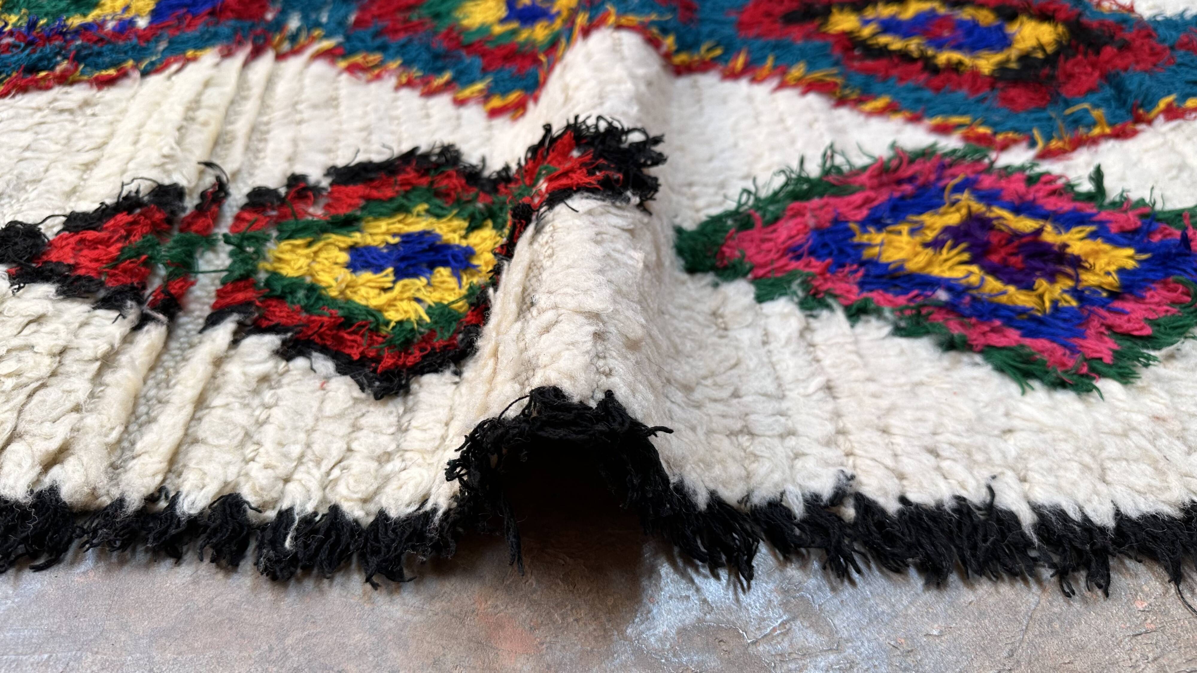 Colorful Moroccan rug Azilal - 190 x 75 cm