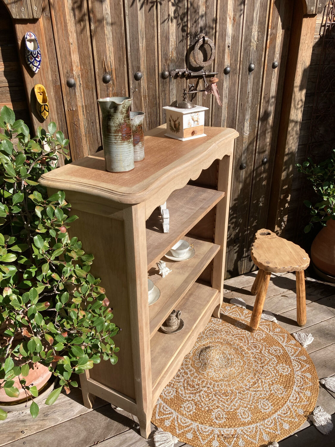 Bibus shelving practical console!! Raw walnut/ adjustable shelves