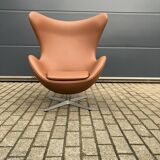 2x Fritz Hansen Egg chair by Arne Jacobsen in Cognac leather, new condition!