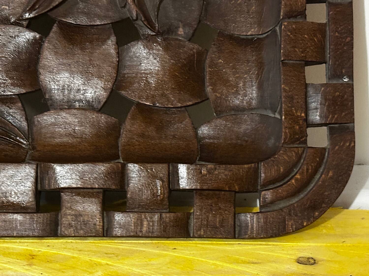 Grand Plateau/ Vintage 1950s Ashtray in Carved Wood