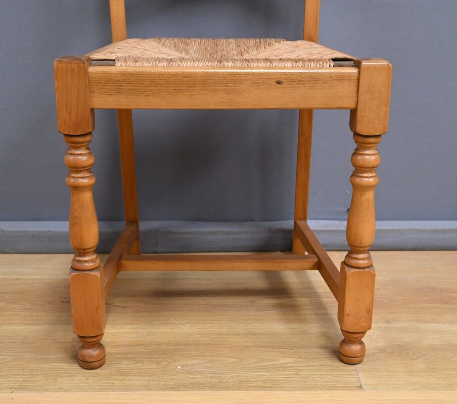Set of 8 beech chairs – 1980