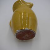 Pichet en céramique jaune