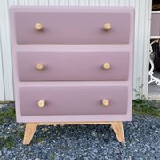 Vintage chest of drawers