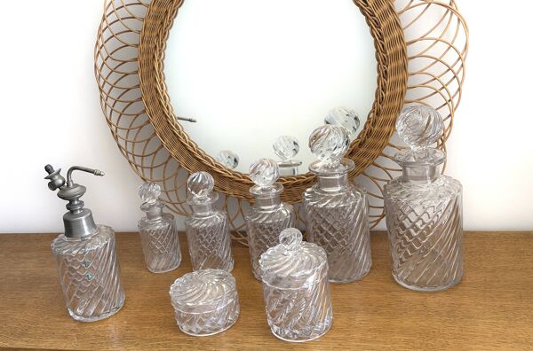 Cristal de Baccarat - important nécessaire de toilette Bambou Tors