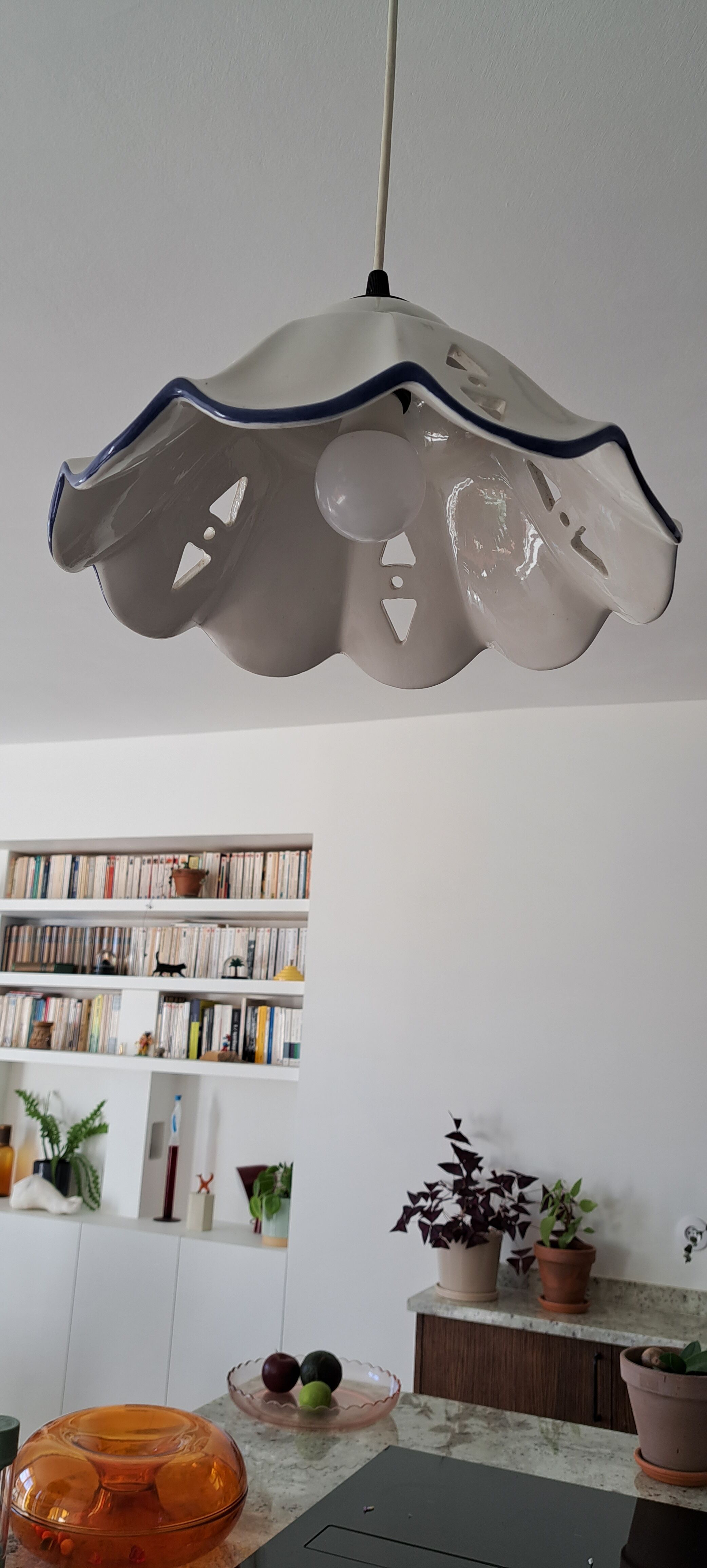 Ceramic pendant light