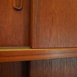 Armoire en teck, design danois, années 1970, production : Danemark