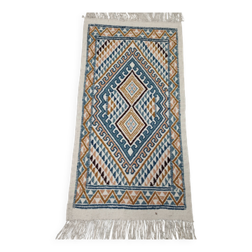 Handmade margoum rug in natural wool