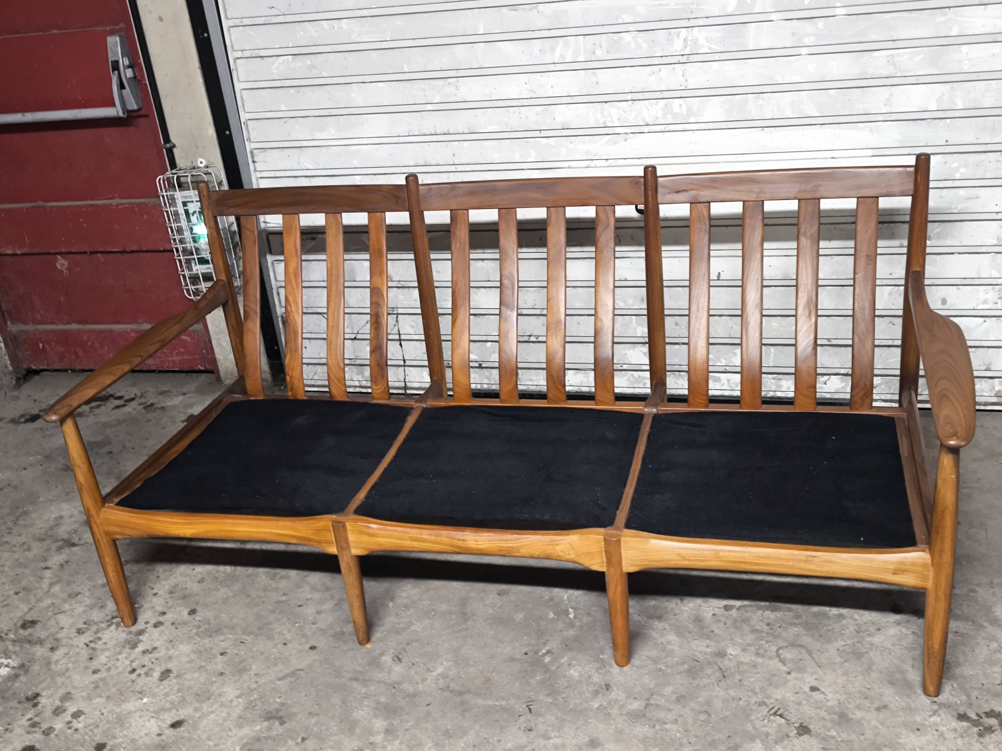 Vintage Scandinavian teak sofa bench from the 1960s.