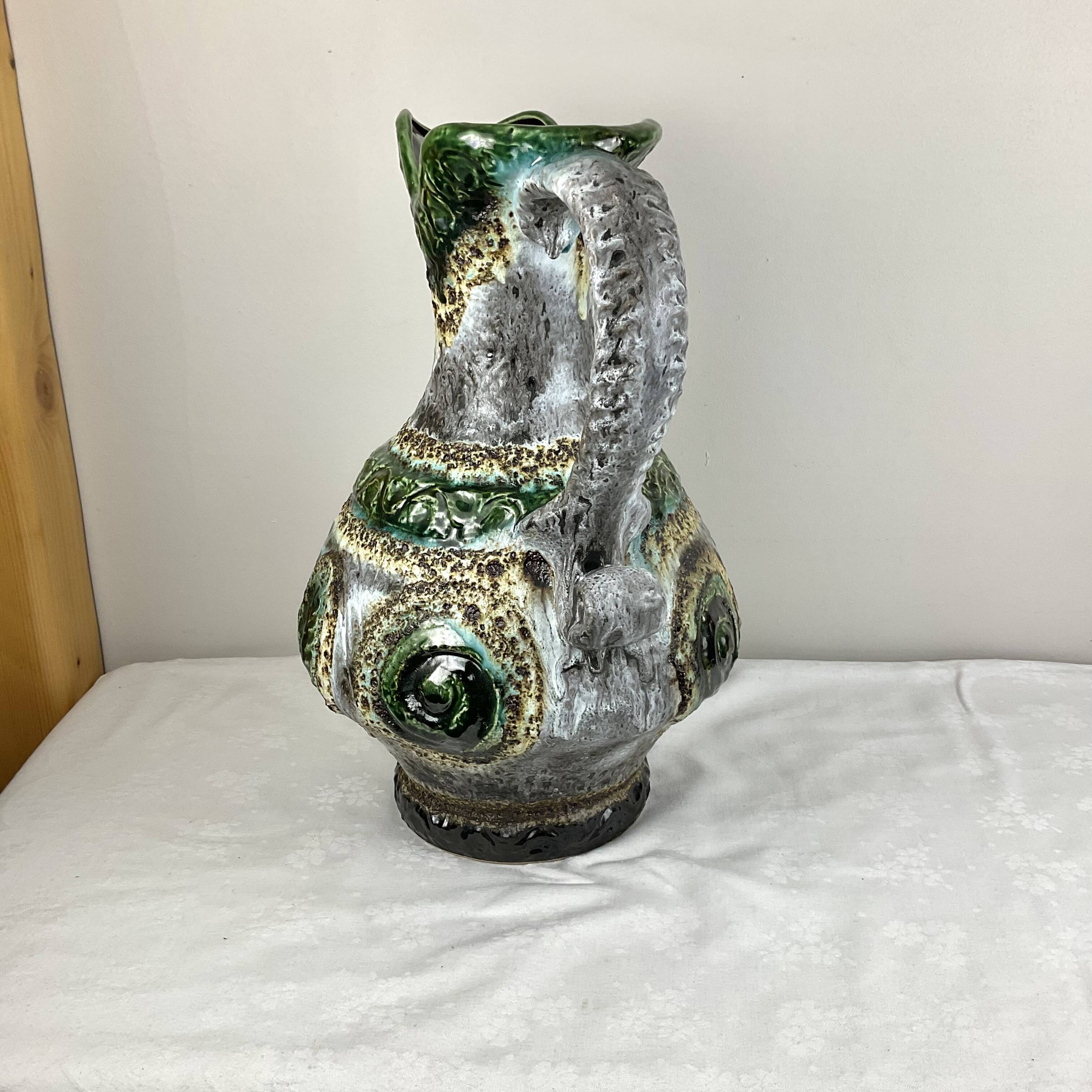 Very high quality Dümler and Breiden carafe jug vase