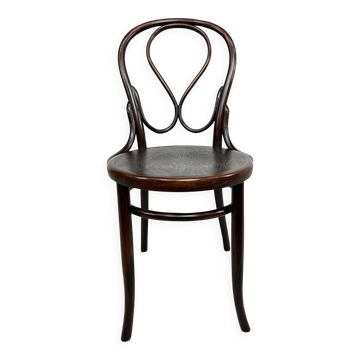 Bentwood dining chair no. 20 by Thonet