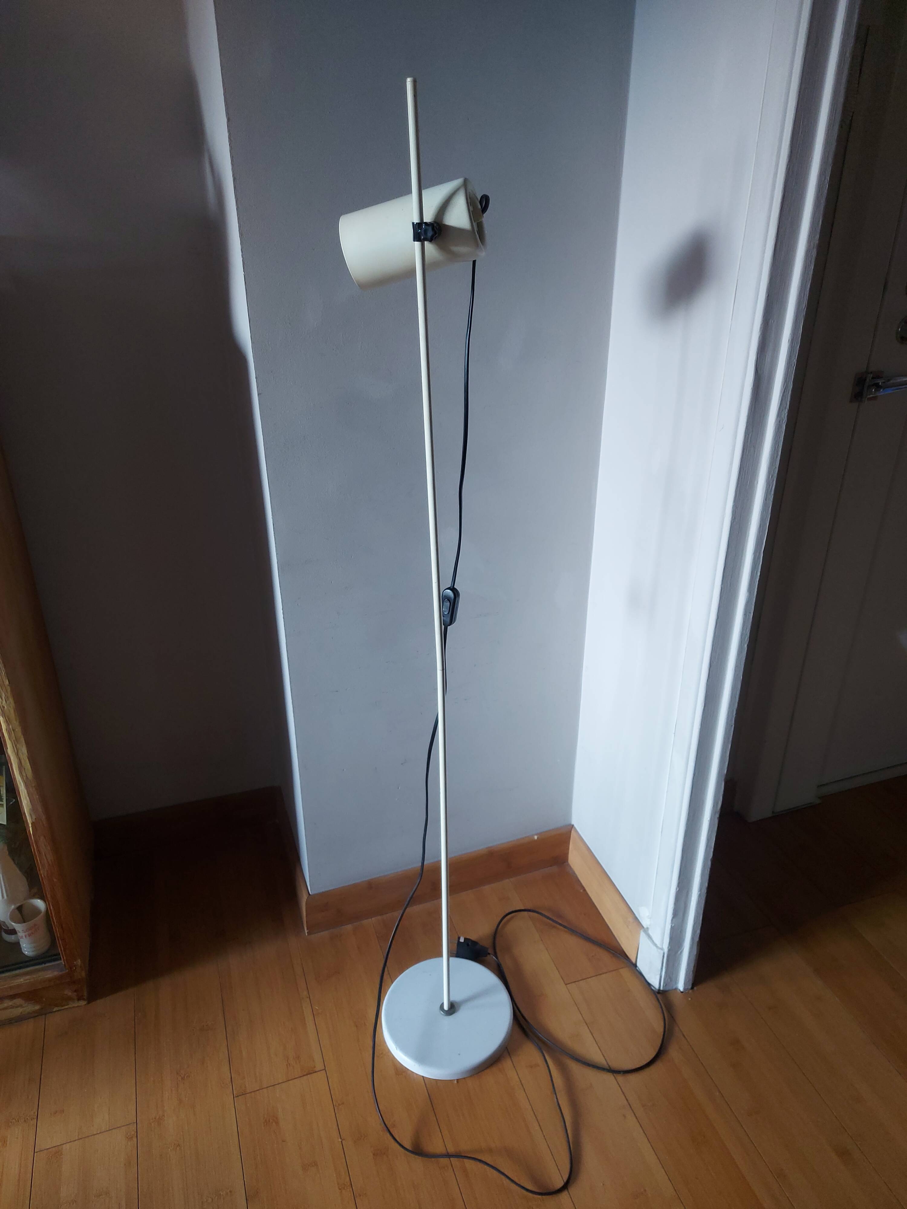 Floor lamp from the 70s and 80s, Habitat
