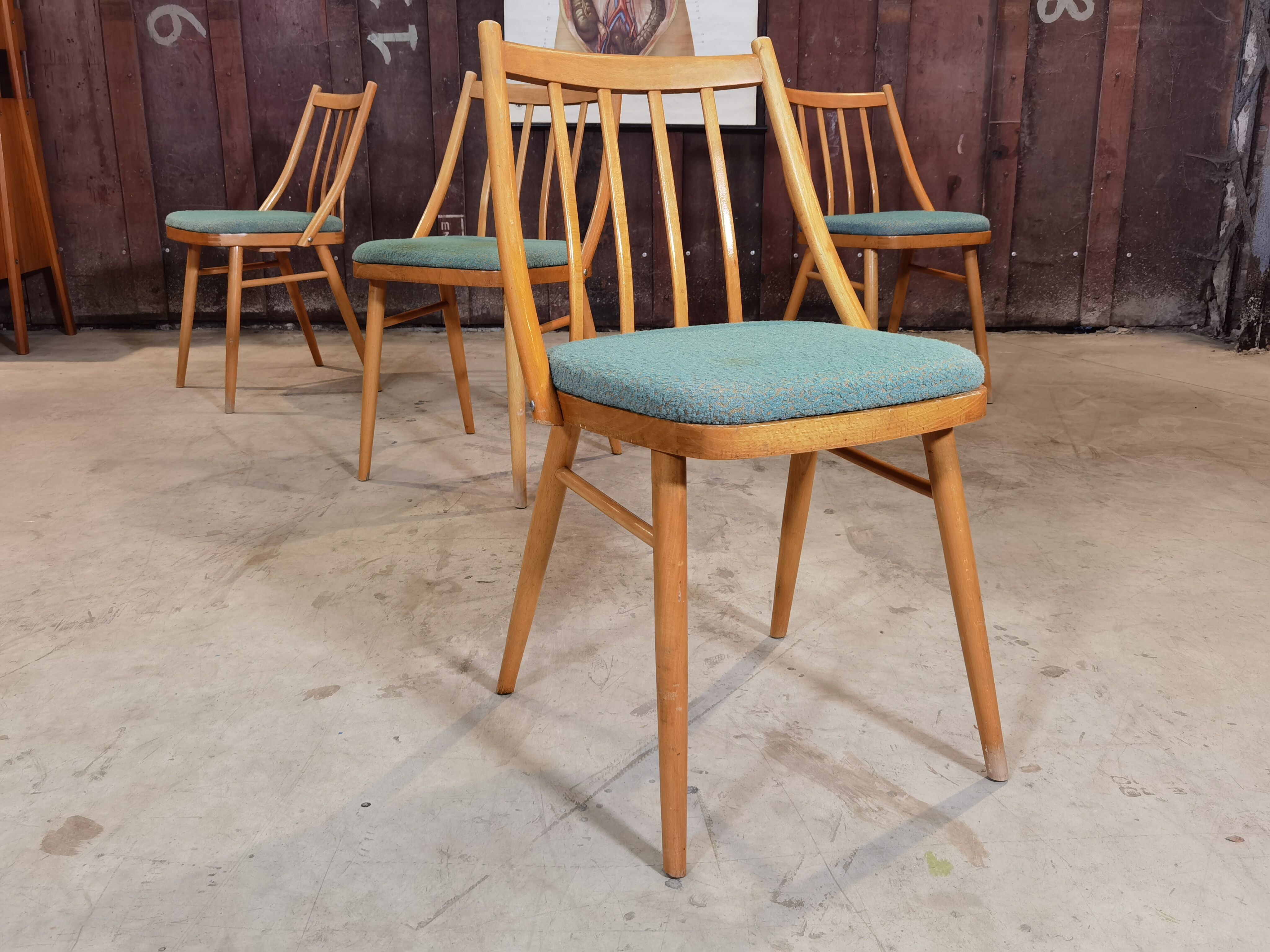 Lot of 4 chairs Antonin Suman
