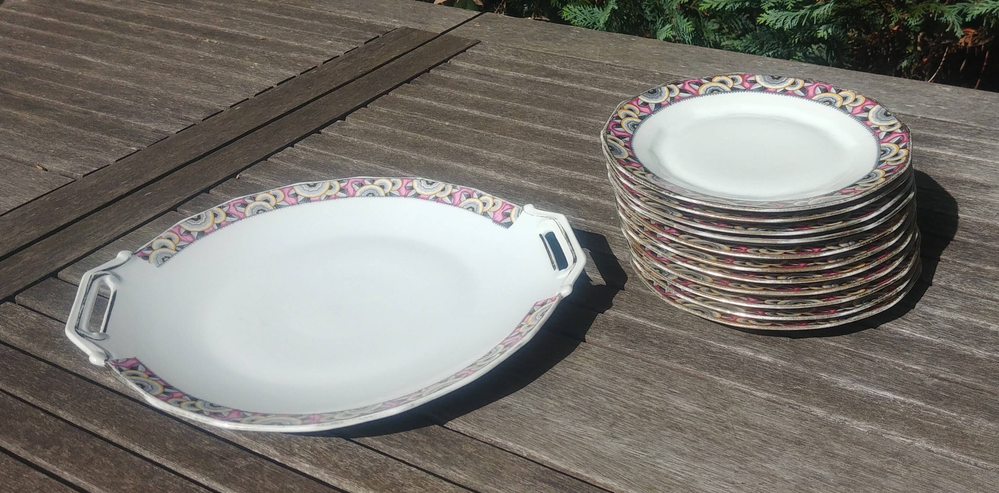 Dessert service from the EG France earthenware factory Art Deco period 20s/30s in porcelain