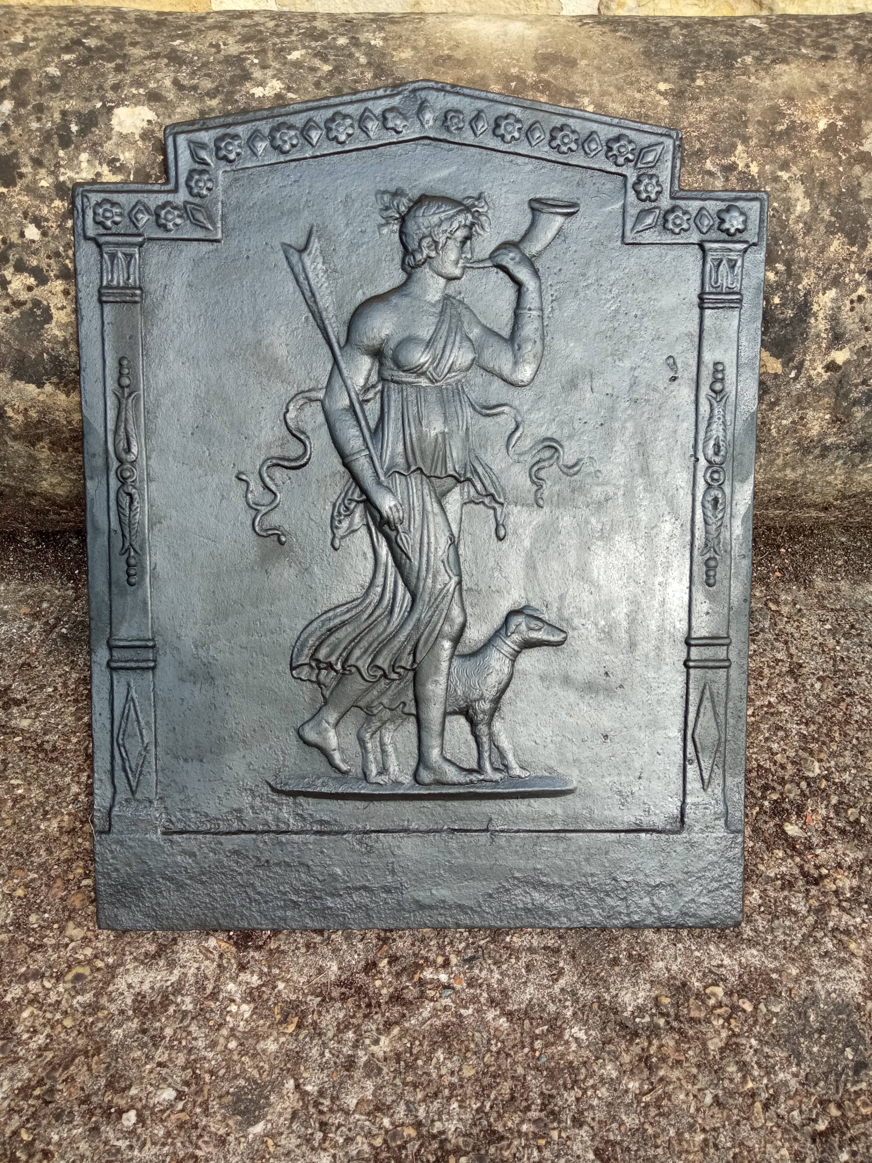 Plaque de cheminée Diane chasseresse directoire
