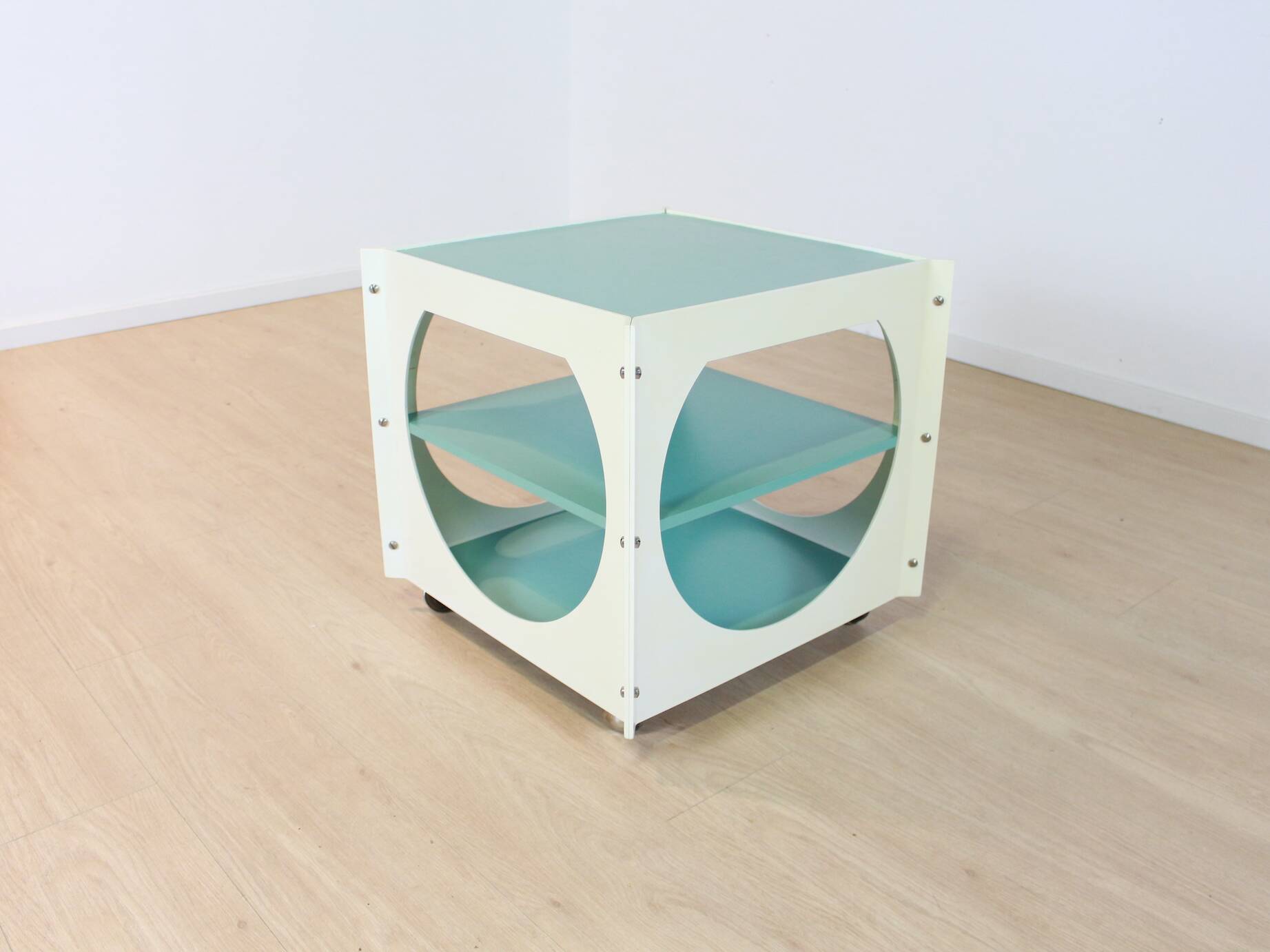 vintage design side table