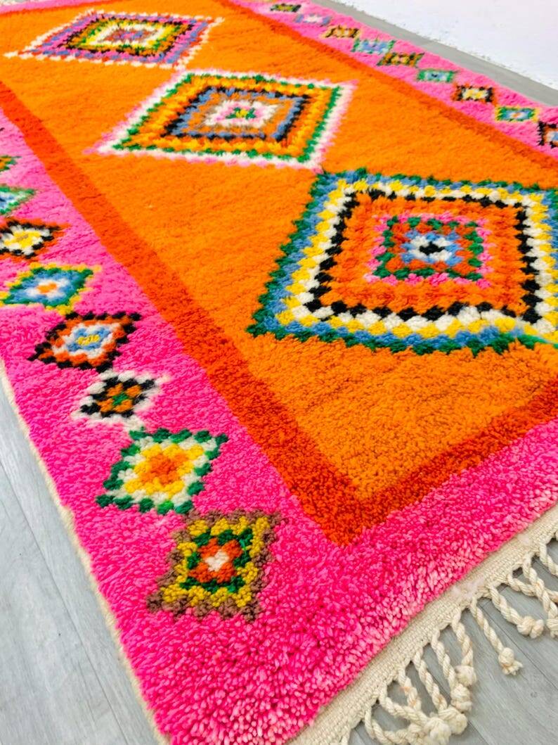 Handmade Moroccan rug 250cm x 150cm