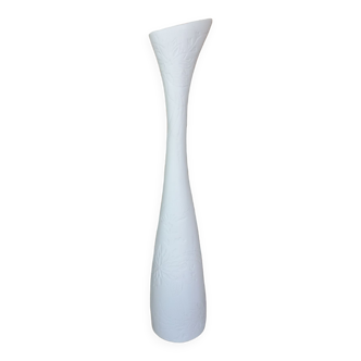 Sia porcelain biscuit vase