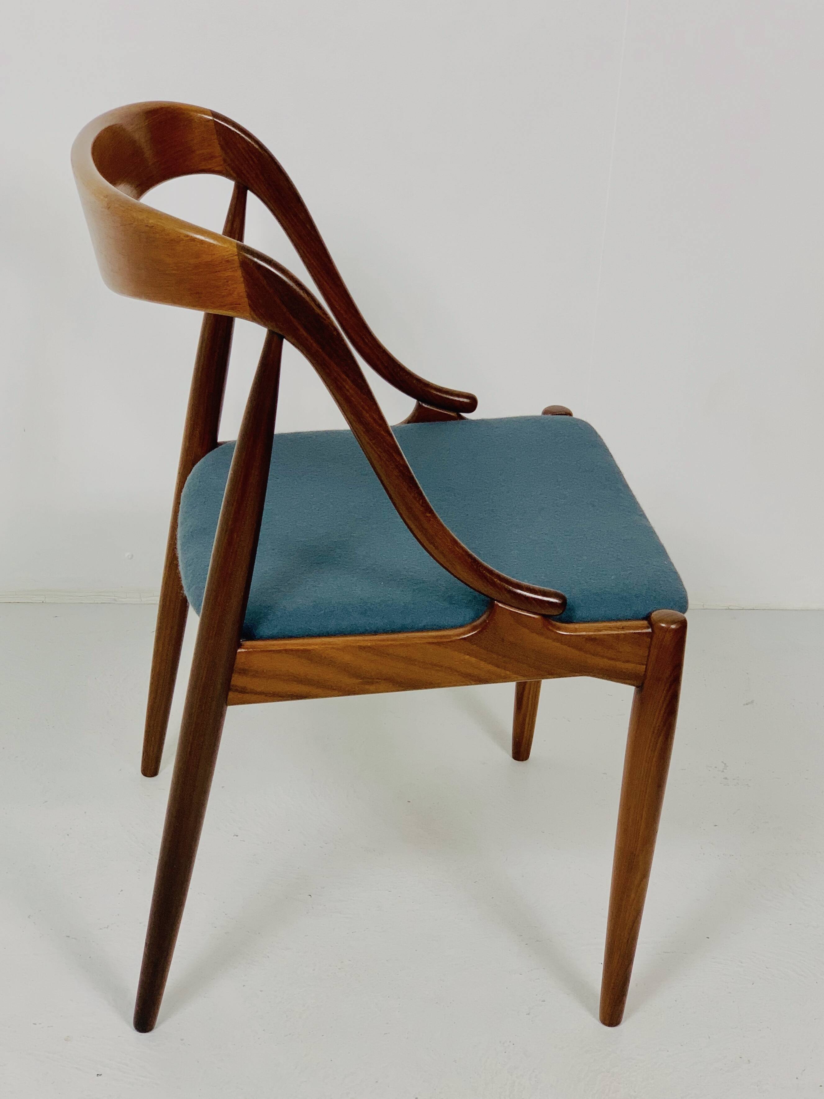 Dining chair model 16 by Johannes Andersen for Uldum, 1960
