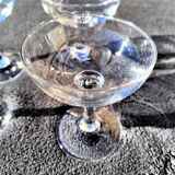 1 set of 4 champagne glasses