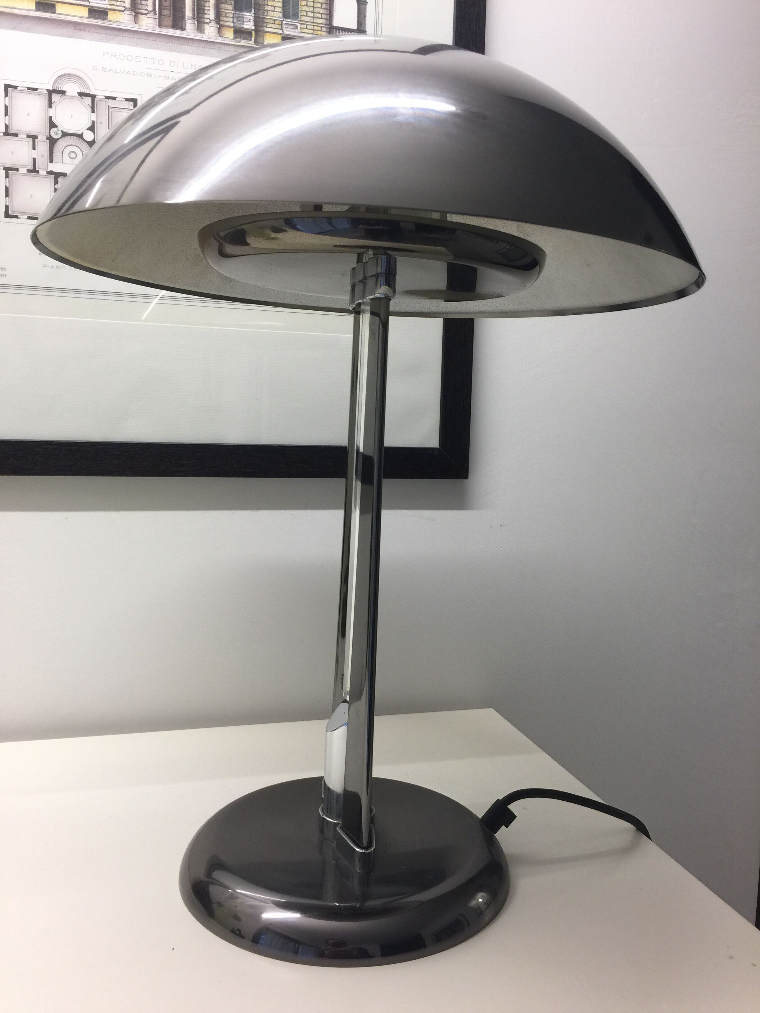 Rare Signed Italian vintage table lamp by Oscar Torlasco for Stilkronen. 1970s