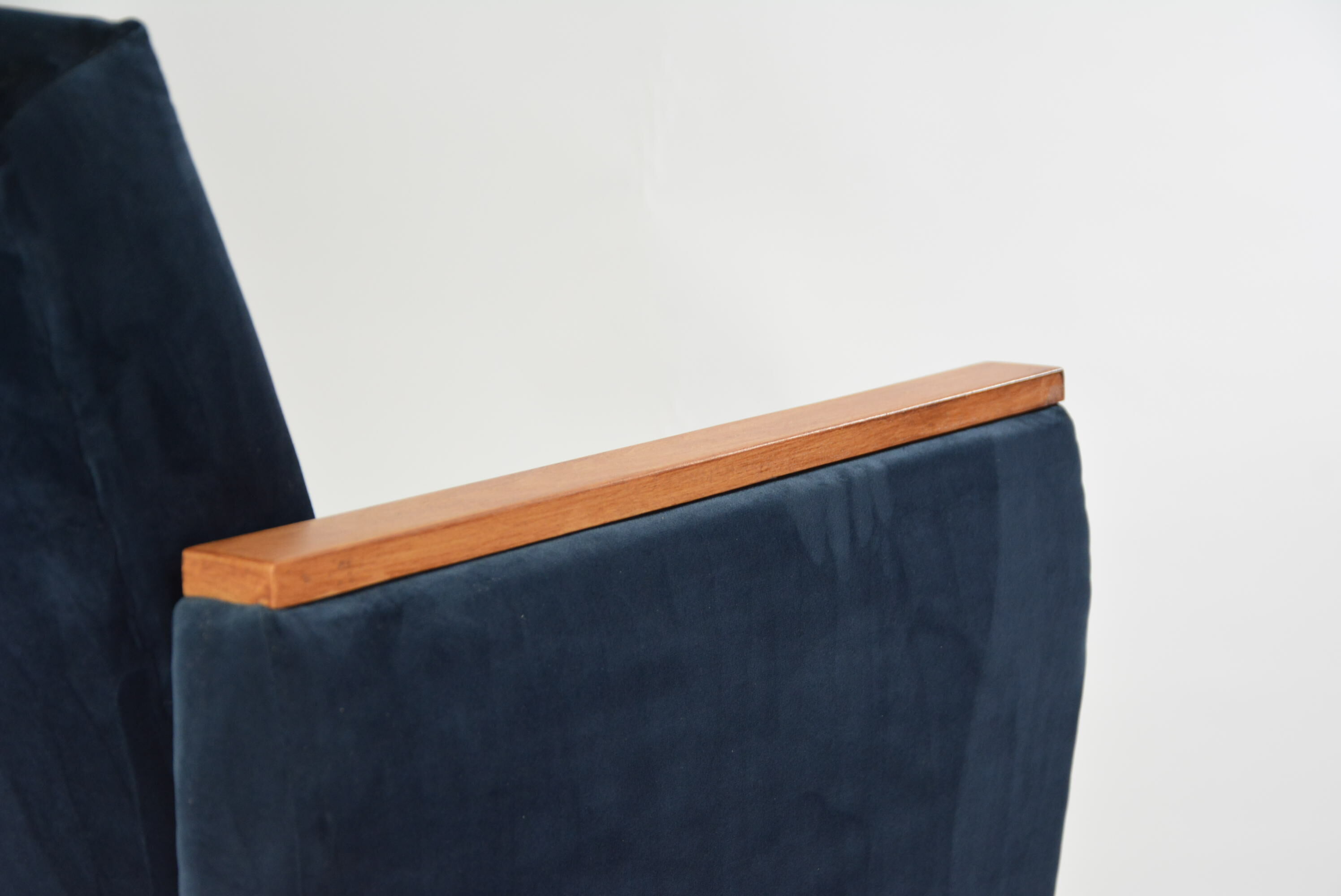 Blue Matisse square chair