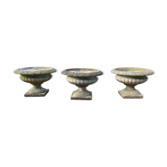 3 vases Médicis en pierre reconstituée