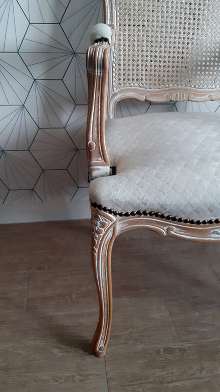 Armchair in white ceruse wood Louis XV style