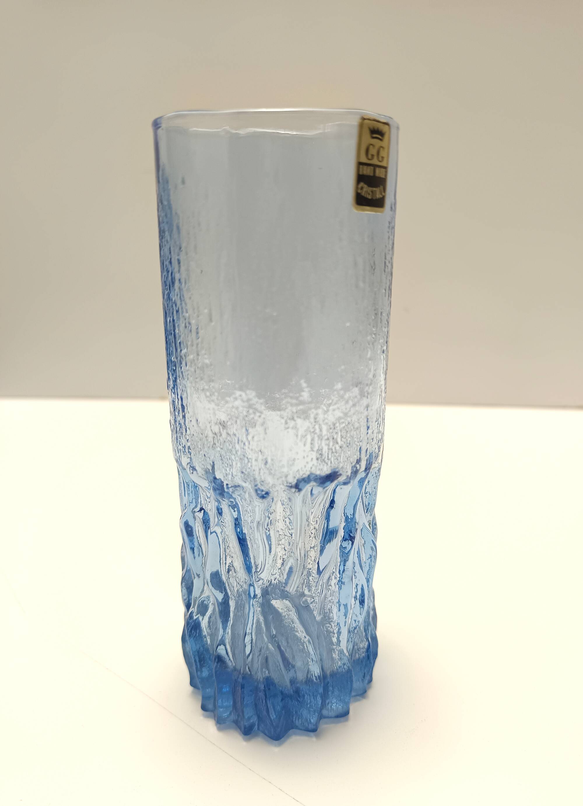 Ensemble de six verres à boire en cristal bleu faits à la main