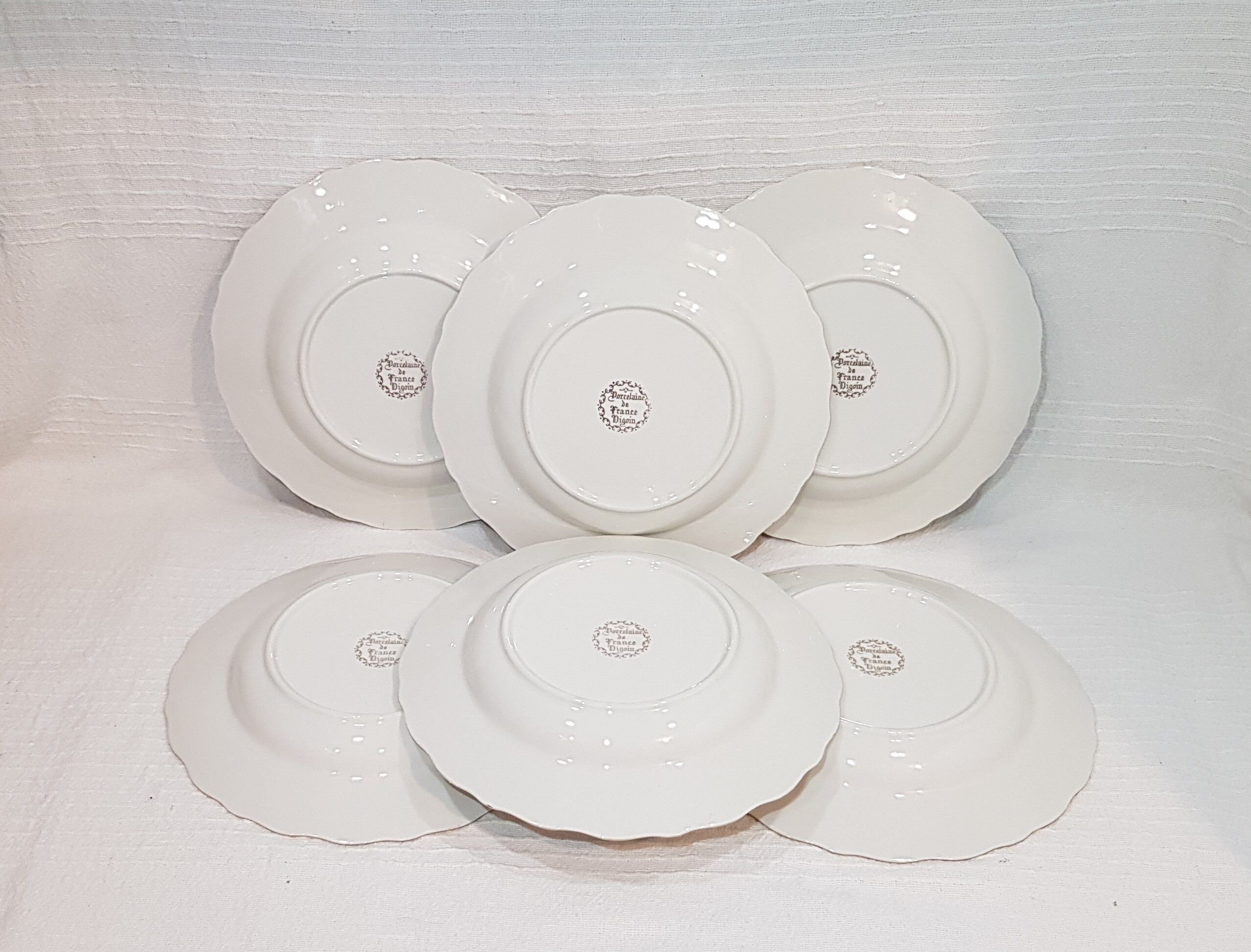 6 Digoin porcelain Fragonard flat plates