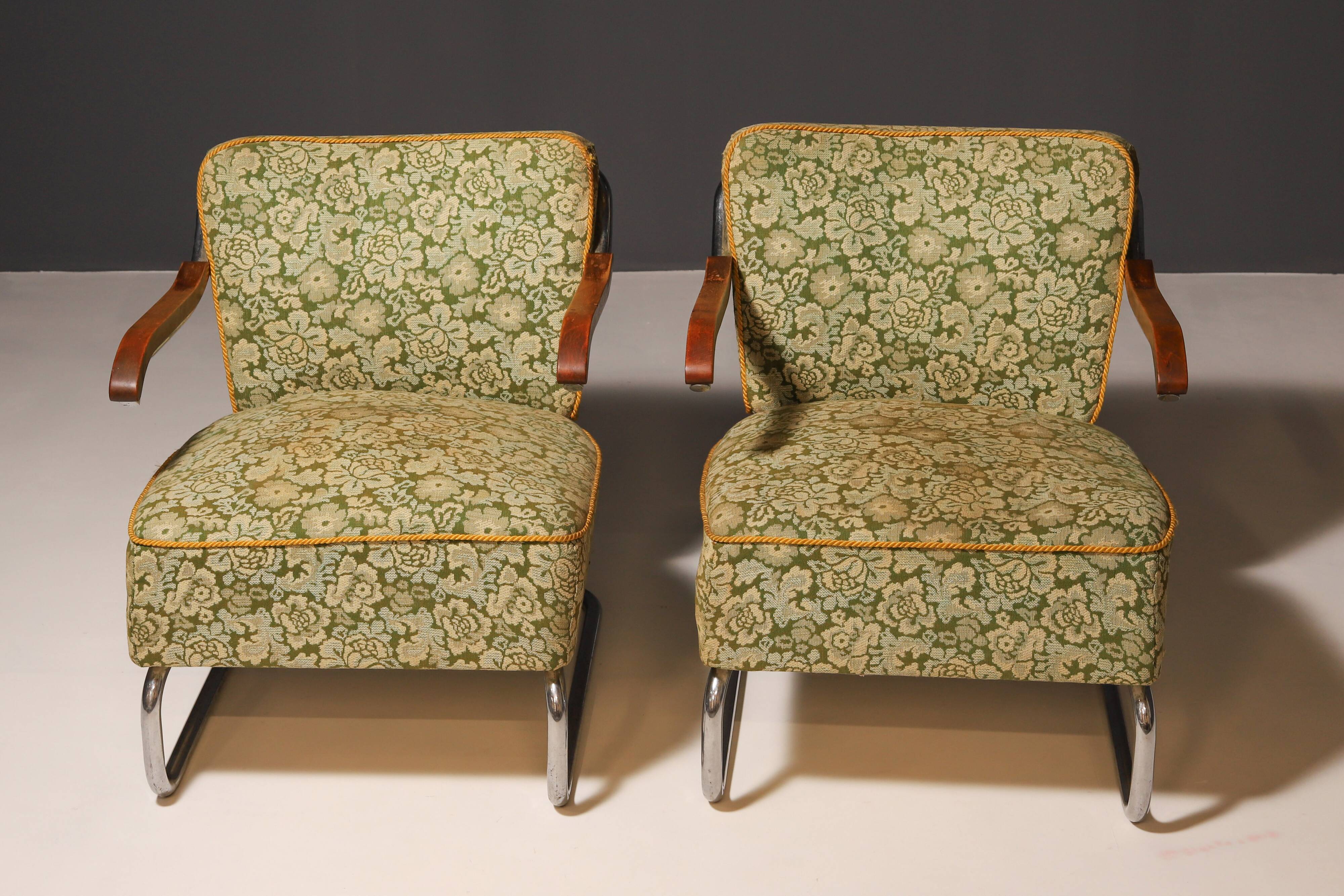 Paire de fauteuils cantilever en acier tubulaire pour Kovona, Tchécoslovaquie, années 1950