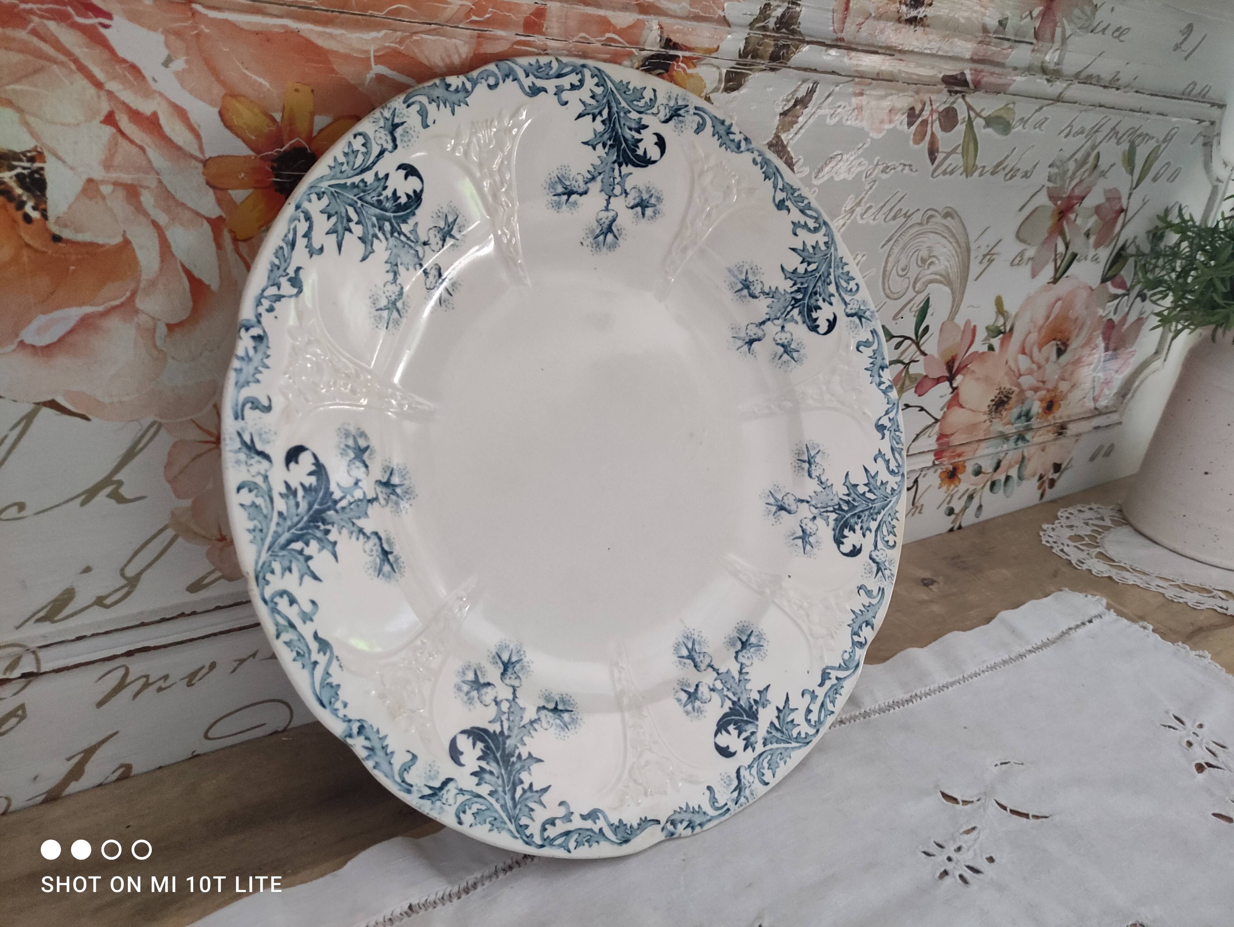 Round dish 2 in old earthenware from Longwy Lorrain model