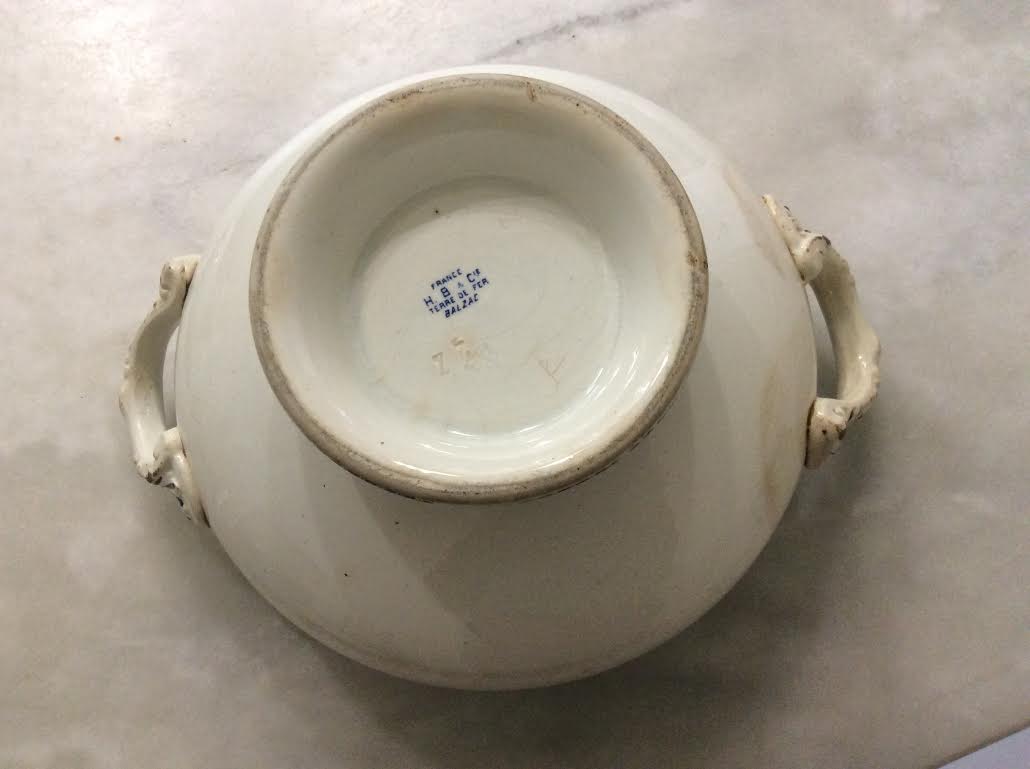 Soupière Terre de Fer model Balzac