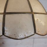 Mother-of-pearl suspension