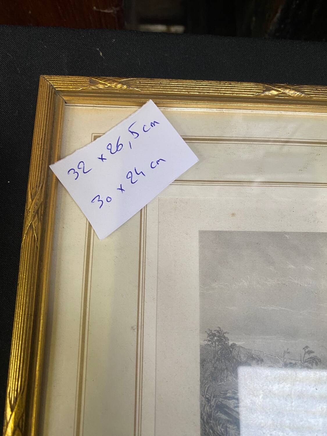 Set of 8 gilded wood or resin or vintage brass frames
