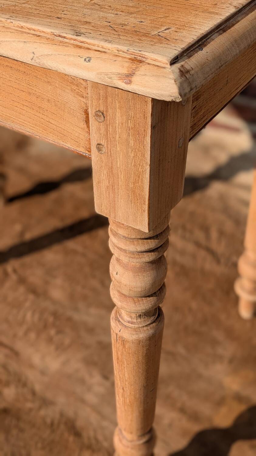 Bistro table