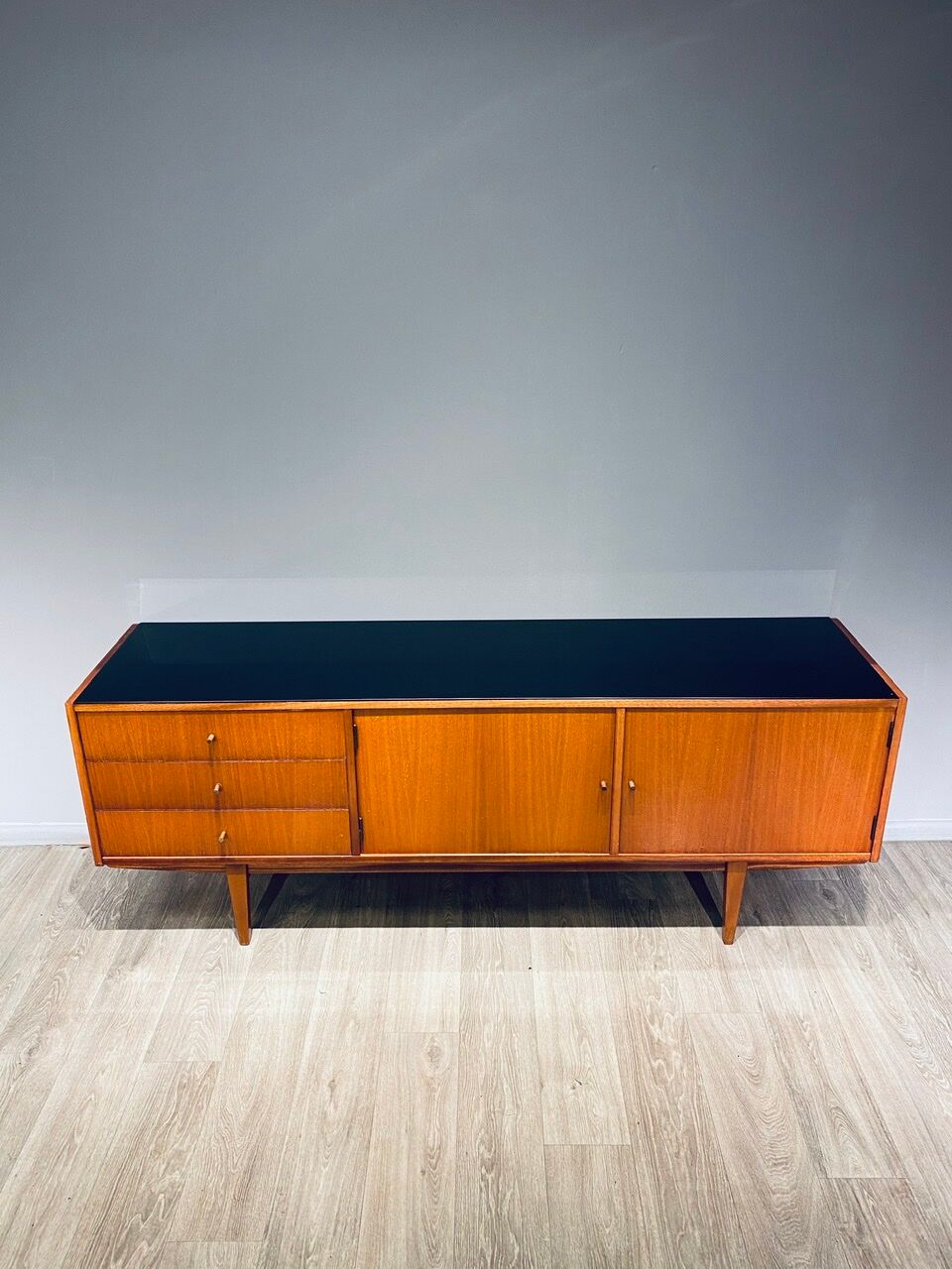 Enfilade avec tiroirs et étagères vintage 60