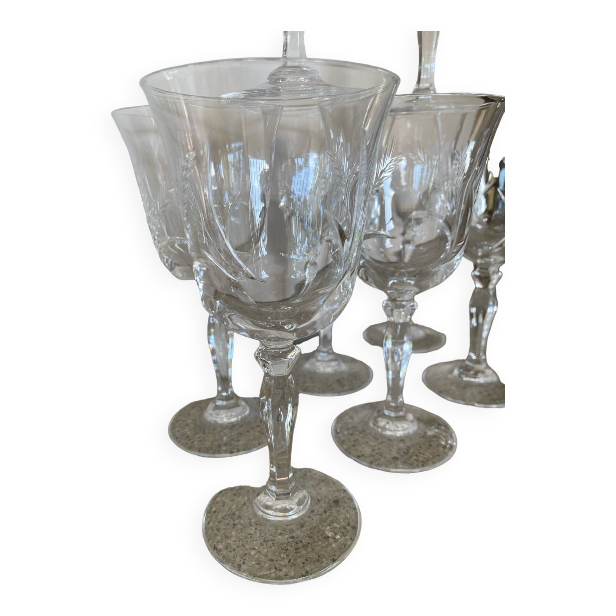 8 crystal wine glasses