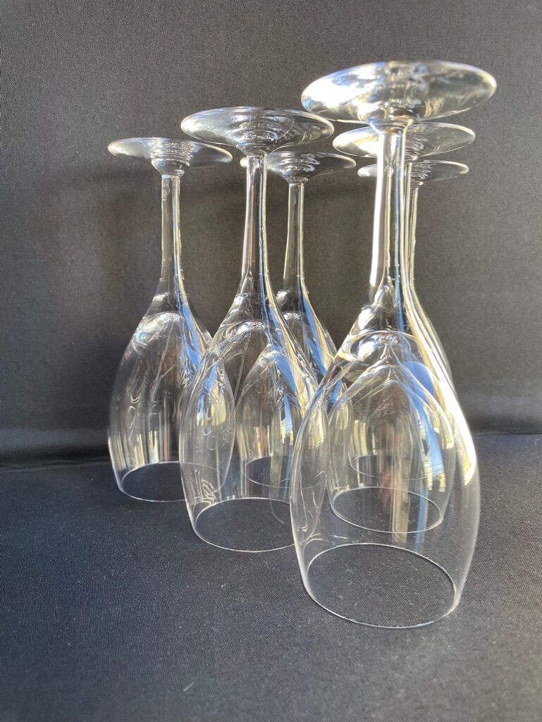 Red wine glasses