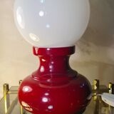 petite lampe de table vintage, vintage,,, 1960 a 70,,, rouge  tres belle'26x12