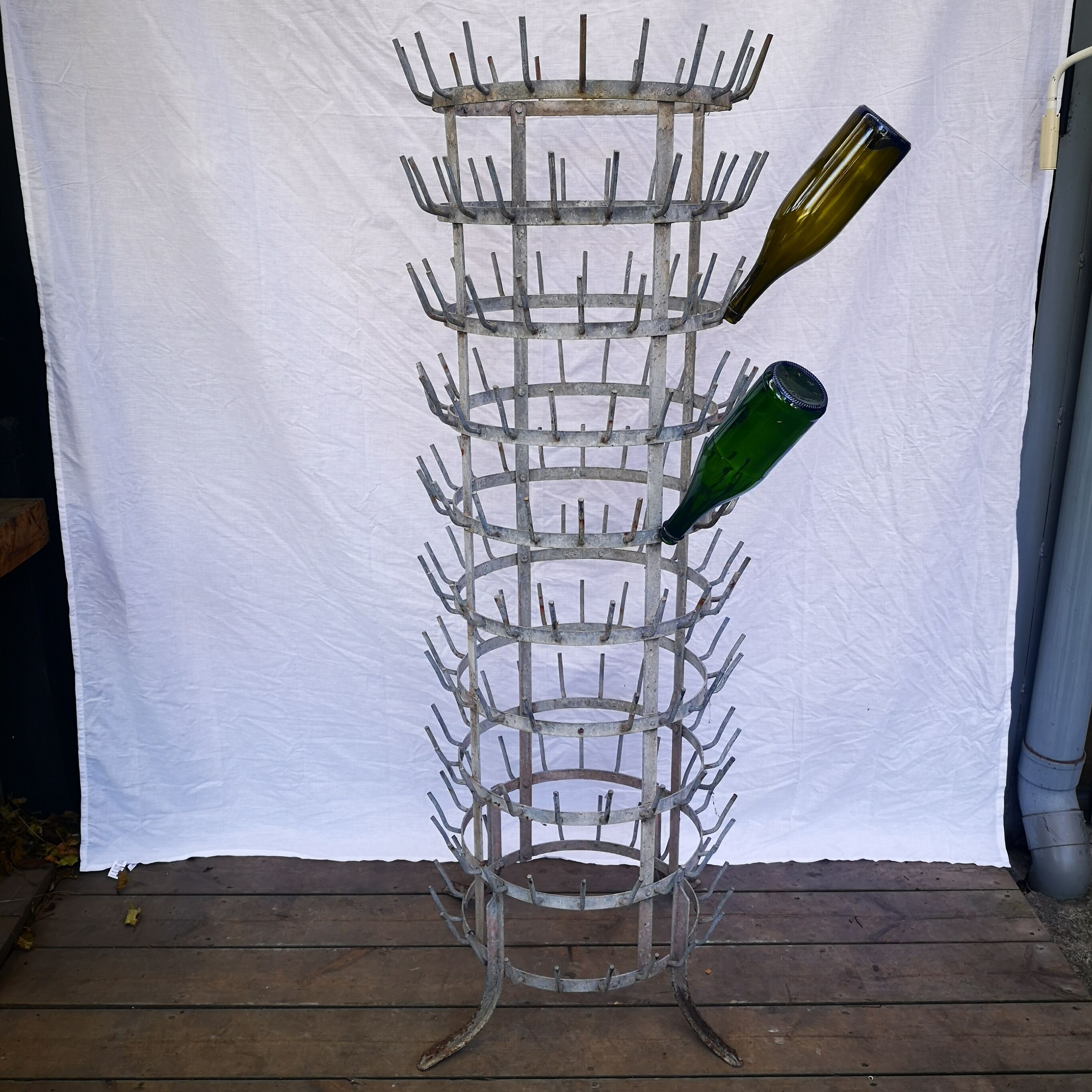 Former zinc bottle drain