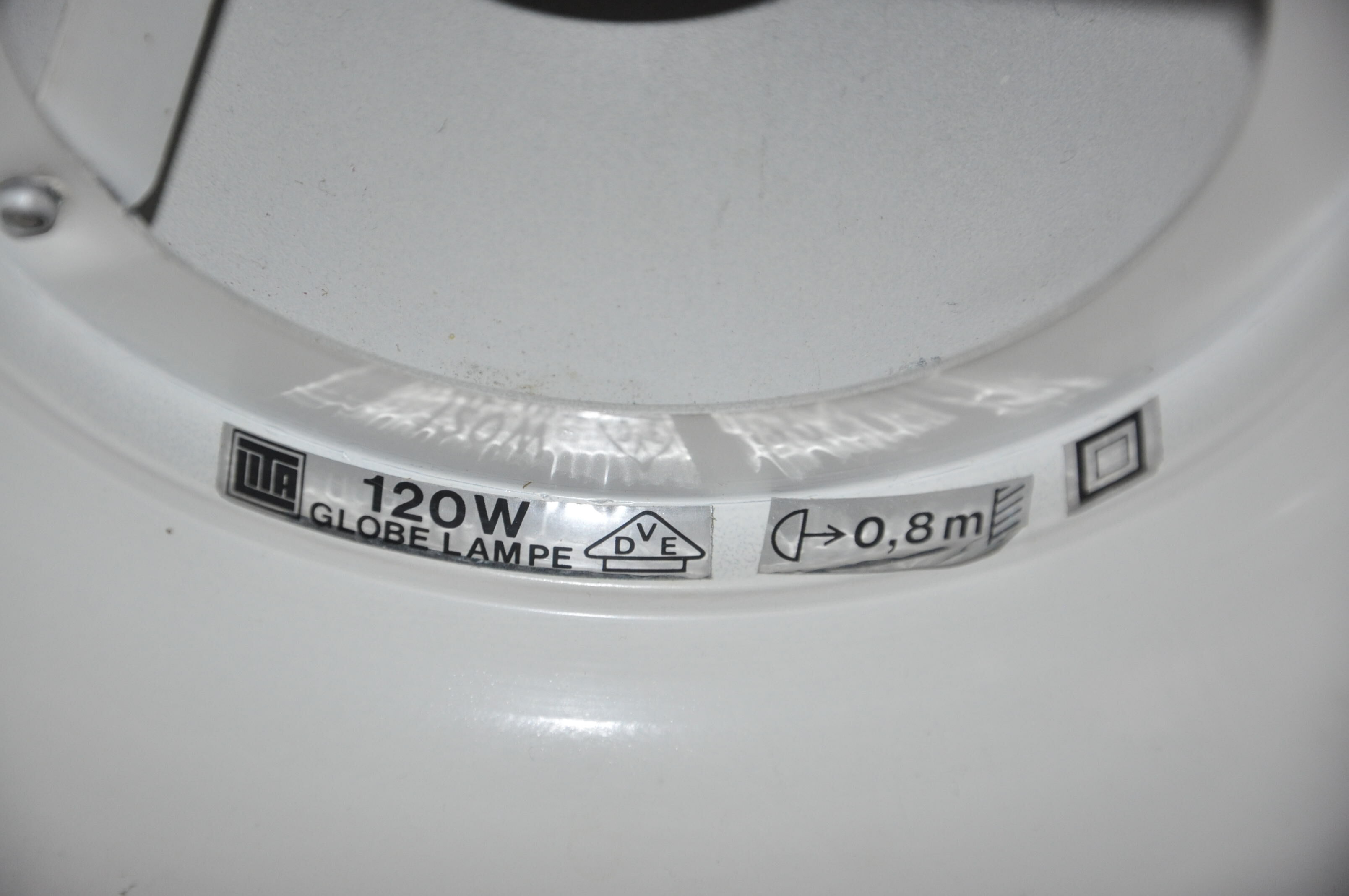 White Lita suspension