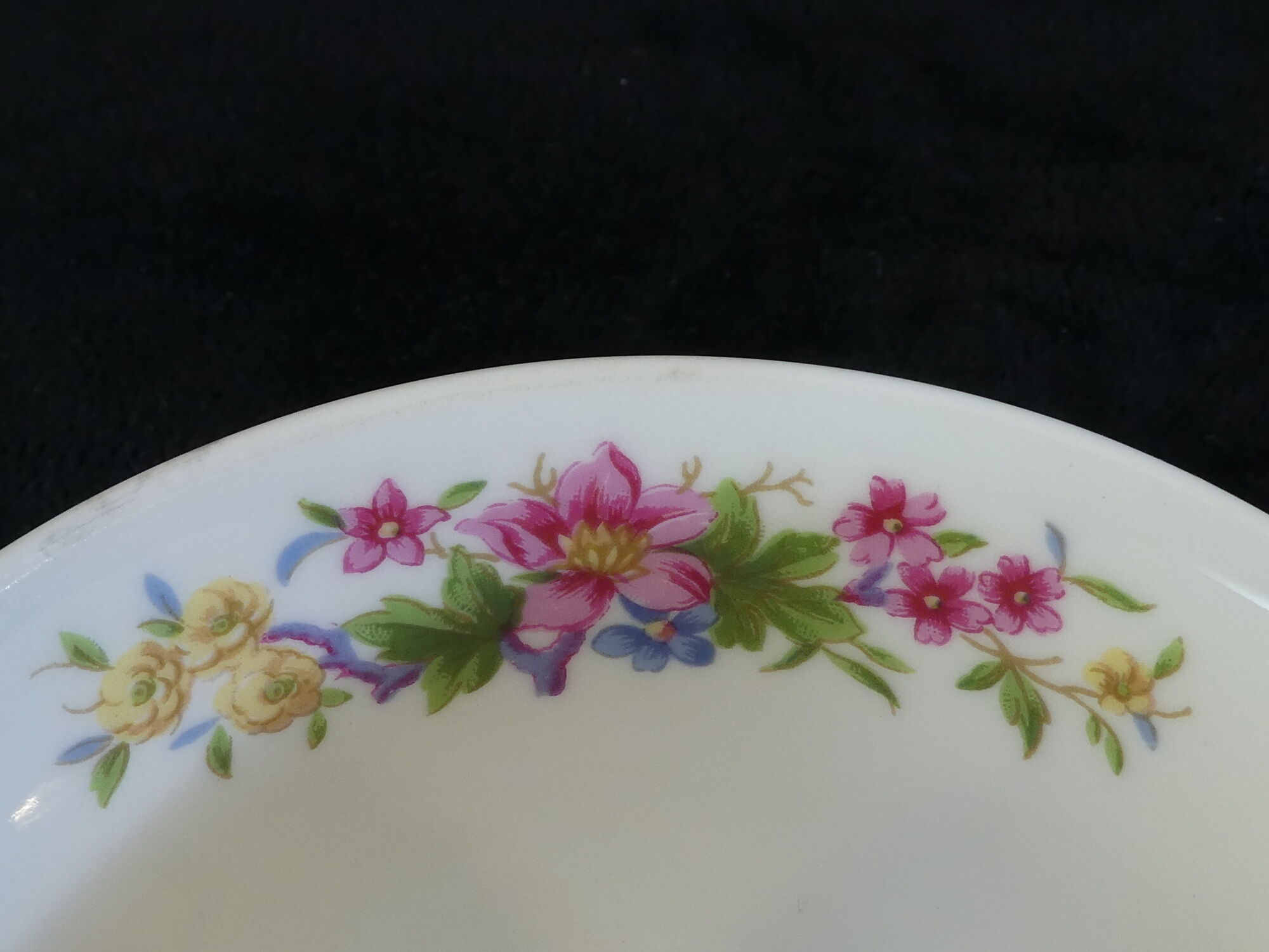 Pair of dejeuner cup and porcelain cup ch. field haviland limoges
